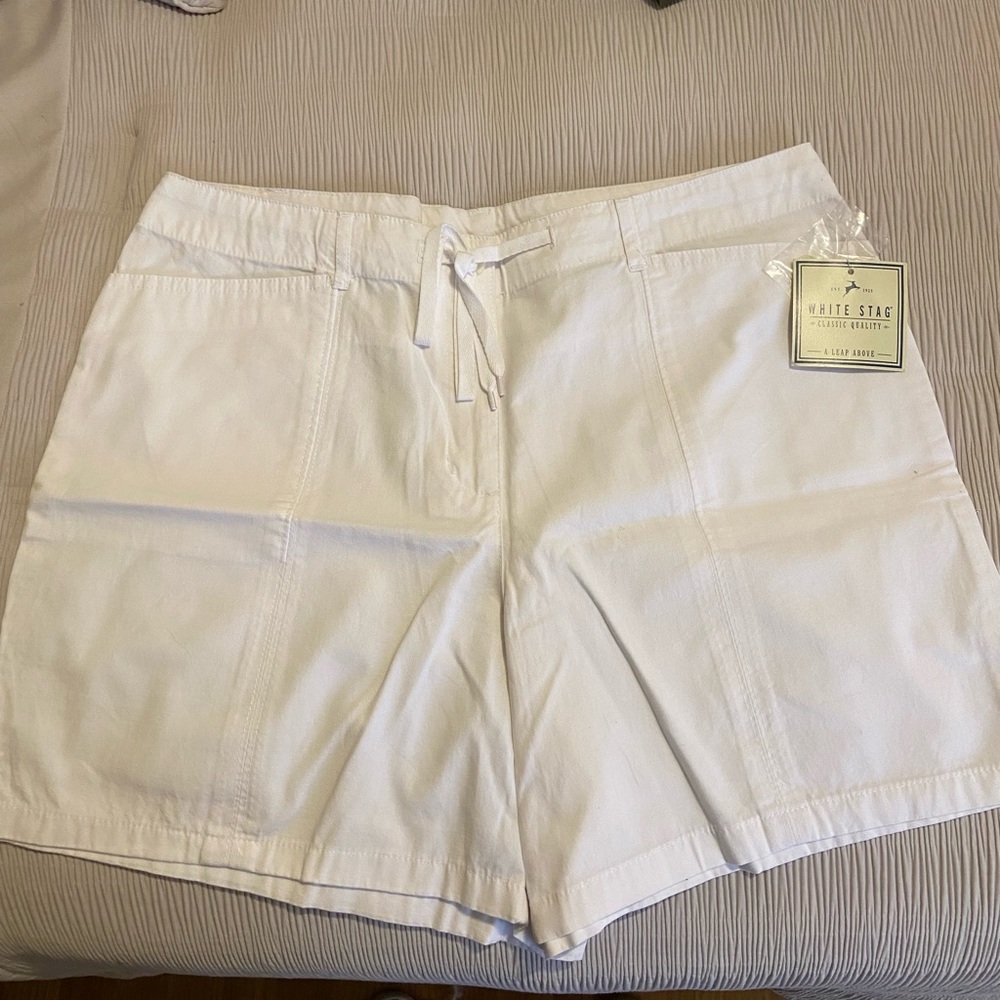 White Stag Women’s Cotton White Shorts Size 12